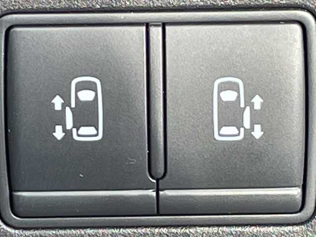 日産 セレナ X V 茨城県 2021(令3)年 4.3万km ブリリアントホワイトパール 純正SDナビ/Bluetooth搭載/フルセグTV/全方位カメラ　/バックカメラ/サイドカメラ/両側パワースライドドア/クルーズコントロール/純正フロアマット/コーナーセンサ―/アイドリングストップ/オートライト/スマートキー/横滑り防止装置　　/レーンキープアシスト/衝突被害軽減システム