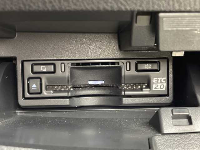 レクサス ＥＳ 300h グレイスフルエスコート 群馬県 2022(令4)年 12.4万km ソニッククォーツ 純正12.3型ナビ　全周囲カメラ　電子ミラー　純正18インチスパッタリング塗装ホイール　本革巻きステアリング　クリムゾン＆ブラック本革シート　ETC2.0　ドラレコ　レクサスセーフティシステム＋　禁煙