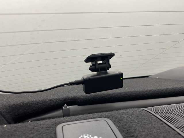 レクサス ＥＳ 300h グレイスフルエスコート 群馬県 2022(令4)年 12.4万km ソニッククォーツ 純正12.3型ナビ　全周囲カメラ　電子ミラー　純正18インチスパッタリング塗装ホイール　本革巻きステアリング　クリムゾン＆ブラック本革シート　ETC2.0　ドラレコ　レクサスセーフティシステム＋　禁煙