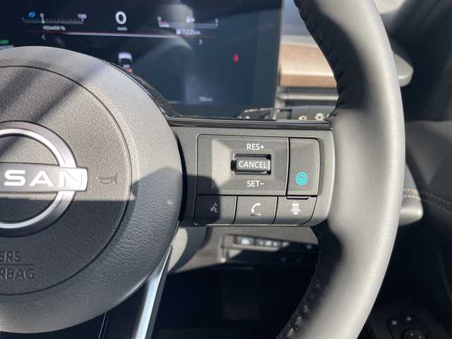日産 セレナ e－パワー ハイウェイスター V 愛知県 2025(令7)年 0.1千km パールⅡ 登録済未使用車/オートレベライザー+アダプティブLEDヘッドライトシステム/+インテリジェント アラウンドビューモニター（移動物 検知機能付）/+インテリジェント ルームミラー/+アドバンスドドライブアシストディスプレイ（12.3インチカラーディスプレイ）/+統合型インターフェースディスプレイ/+ワイヤレス充電器+6スピーカー+/NissanConnectナビゲーションシステム（地デジ内蔵）/+車載通信ユニット（TCU［Telematics Control Unit］）/+ETC2.0ユニット（ビルトインタイプ）/+ドライブレコーダー（前後セット）/+プロパイロット（ナビリンク機能付）/+プロパイロット緊急停止支援システム（SOSコール機能付）/+SOSコール/後席専用モニターHDMI NissanConnectナビ付車用/コーナーセンサー/両側パワースライドドア/ハンズフリースライド