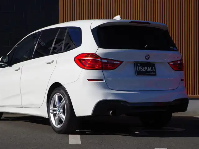 ＢＭＷ ２１８ｉ