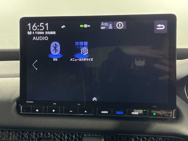 ホンダ ＺＲ－Ｖ X 神奈川県 2024(令6)年 0.3万km プラチナホワイトパール 11.4インチ純正ナビ/バックカメラ/フルセグ/Honda SENSING/・衝突軽減ブレーキ/・先行車発進お知らせ機能/・路外逸脱抑制機能/・標識認識機能/・車線維持支援システム/・ブラインドスポットインフォメーション/・アダプティブクルーズコントロール/・オートハイビーム/パワーバックドア/純正リップ(フロント/サイド/リアアンダー)/純正18インチアルミホイール/ドライブモードセレクト/ダウンヒルアシストコントロール/電子パーキングシステム/ブレーキホールド/2.0ETC/LEDヘッドライト/無限サイドミラーカバー/ハーフレザー/ダブル・サイド・カーテンエアバッグ/前後パーキングセンサー/ナビ連動ドラレコ