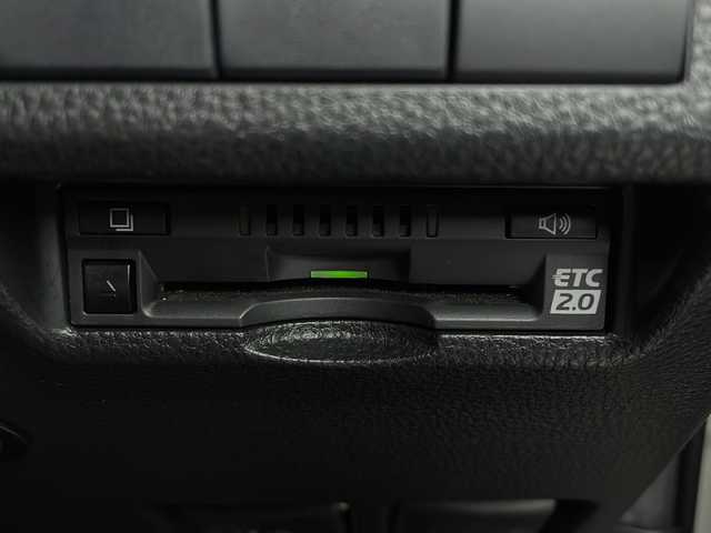 トヨタ ＲＡＶ４ G Zパッケージ 新潟県 2020(令2)年 6.1万km ホワイトパールクリスタルシャイン 4WD/トヨタセーフティーセンス/サンルーフ/モデリスタ/純正9インチナビ/　　フルセグ/CD/HDMI/BT/バックカメラ/パワーバックドア/レーダークルーズコントロール/LEDオートライト/オートマチックハイビーム/Fフォグ/レザーシート/シートヒーター/パワーシート/シートメモリー/純正19インチアルミホイール/ステアリングスイッチ/ブラインドスポットモニター/ステリングヒーター/デジタルインナーミラー/スマートキー/ビルトインETC2.0