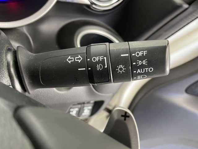 ホンダ Ｎ ＢＯＸ 長野県 2017(平29)年 6.6万km プレミアムホワイトパールⅡ 社外ナビ（AM/FM/TV/CD/BT)/ターボ車/ローダウン/純正サスペンション/テレビキャンセラー/エンジンスターター/純正アルミホイール×４/ビルトインETC/クルーズコントロール/両側パワースライドドア/パドルシフト/オートライト/スペアキー×１/LEDヘッドライト/LEDルームランプ/スマートキー/プッシュスタート/バックカメラ/ステアリングスイッチ