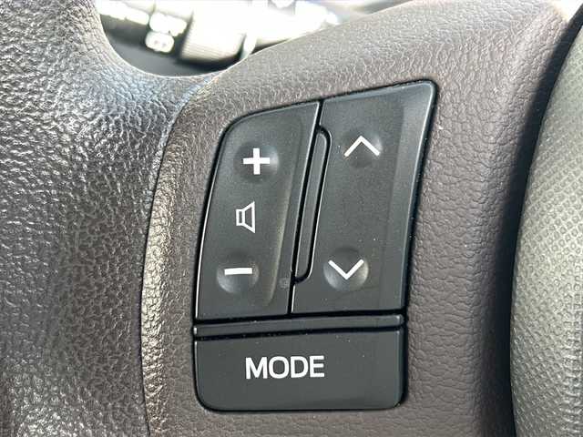 トヨタ スペイド Y 福井県 2013(平25)年 4.2万km ブラックマイカ ４WD/スマートキー/プッシュスタート/ヘッドライトレベライザー/横滑り防止/電動格納ミラー/ドライブレコーダー/ETC/ステアリングスイッチ/フォグランプ/純正フロアマット/純正ドアバイザー