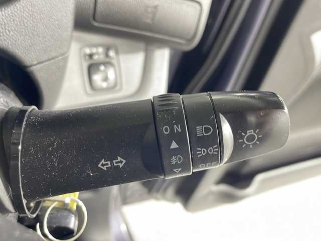 三菱 ｅＫスペース カスタムG 沖縄県 2015(平27)年 13.8万km パープリッシュネイビーパール 禁煙車/社外ナビ/ＣＤ　ＤＶＤ/フルセグＴＶ　/Ｂｌｕｅｔｏｏｔｈ/フルセグＴＶ/バックカメラ/両側パワースライド/純正アルミ/純正フロアマット/スマートキー/プッシュスタート/フォグ/ウインカーミラー