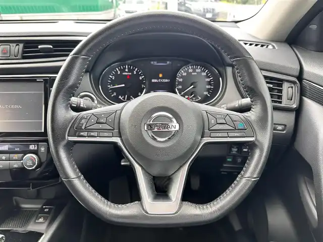 日産 エクストレイル 20X 宮城県 2017(平29)年 3.5万km ブリリアントホワイトパール プロパイロットセット/・プロパイロット/・インテリジェントLI（車線逸脱防止支援システム）/・BSW（後側方車両検知警報）/・RCTA（後退時車両検知警報）/・電動パーキングブレーキ/・オートブレーキホールド/・インテリジェントオートライト/・ハイビームアシスト/インテリジェントアラウンドビューモニター/+インテリジェントルームミラー/全席クイックコンフォートヒーター付シート+PTC素子ヒーター/LEDヘッドランプ&フォグランプ/+インテリジェントオートライトシステム+ルーフレール/＝＝＝/エマージェンシーブレーキ/車線逸脱警報/コーナーセンサー/純正9インチナビ（MM517D-L）/・CD/DVD/・Bluetooth/・フルセグTV/ビルトインETC/ドライブレコーダー/電動リアゲート/革巻きステアリング/ステアリングスイッチ/スマートキー＆プッシュスタート/電動格納ミラー/純正18インチAW/純正フロアマット/純正ドアバイザー/Wエアバッグ