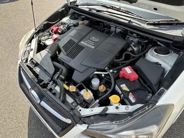 スバル インプレッサ スポーツ HV 2．0i-S アイサイト 山形県 2015(平27)年 11.1万km クリスタルホワイトP 禁煙車/４WD/社外ナビ/フルセグTV/FM/AM/DVD/SD/CD/Bluetooth/プリクラッシュブレーキ/レーンキープアシスト/全車速追従機能付クルーズコントロール/AT誤発進抑制制御/フルセグ/バックカメラ/ハーフレザーシート/パドルシフト/ETC/パワーシート/キセノンライト/AUTOライト/フォグランプ/プッシュスタート/スマートキー/USB端子/ダブルエアバック/純正マット/純正バイザー