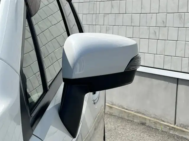 スバル インプレッサ スポーツ HV 2．0i-S アイサイト 山形県 2015(平27)年 11.1万km クリスタルホワイトP 禁煙車/４WD/社外ナビ/フルセグTV/FM/AM/DVD/SD/CD/Bluetooth/プリクラッシュブレーキ/レーンキープアシスト/全車速追従機能付クルーズコントロール/AT誤発進抑制制御/フルセグ/バックカメラ/ハーフレザーシート/パドルシフト/ETC/パワーシート/キセノンライト/AUTOライト/フォグランプ/プッシュスタート/スマートキー/USB端子/ダブルエアバック/純正マット/純正バイザー