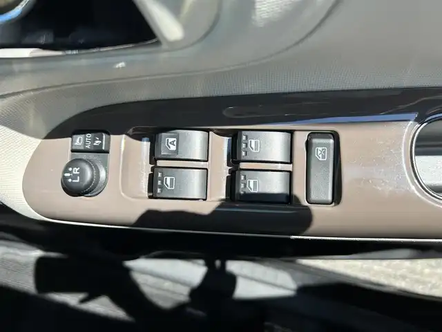 ダイハツ ムーヴ キャンバス G メイクアップ SA Ⅲ 富山県 2018(平30)年 2.9万km ブラックマイカメタリック 〇社外ナビ/〇フルセグTV/〇バックカメラ/〇パワースライドドア（両側）/〇スマートアシスト3/・衝突回避支援ブレーキ機能/・衝突警報機能/。車線逸脱警報機能/・誤発進抑制制御機能/・先行車発進お知らせ機能/・オートハイビーム/〇LEDヘッドランプ/〇オートライト/〇オートエアコン/〇純正14インチフルホイールキャップ/〇シートヒーター/〇キーフリーシステム/〇禁煙車