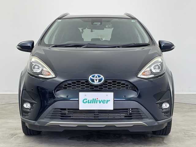 トヨタ アクア クロスオーバー 新潟県 2018(平30)年 6.5万km ブラッキッシュアゲハガラスフレーク 純正メモリナビ【NSZT-W66T】/　フルセグTV/Bluetooth/CD/DVD/衝突被害軽減ブレーキ/レーンキープアシスト/前後コーナーセンサー/ハーフレザーシート/前後ドライブレコーダー/バックモニター/ビルトインETC2.0/LEDヘッドライト/オートマチックハイビーム/オートライト/横滑り防止装置/レザーステアリング/ステアリングスイッチ/禁煙車