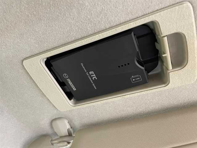 マツダ デミオ XD ツーリング Lパッケージ 秋田県 2015(平27)年 2.8万km ソウルレッドプレミアムメタリック ワンオーナー/４WD/ディーゼルターボ/スマートシティブレーキサポート/クルーズコントロール/ヘッドアップディスプレイ/横滑り防止装置/パドルシフト/アイドリングストップ/純正ナビ/フルセグTV/ステアリングスイッチ/バックカメラ/ETC/ドライブレコーダー/LEDヘッドライト/フォグランプ/純正16インチアルミホイール