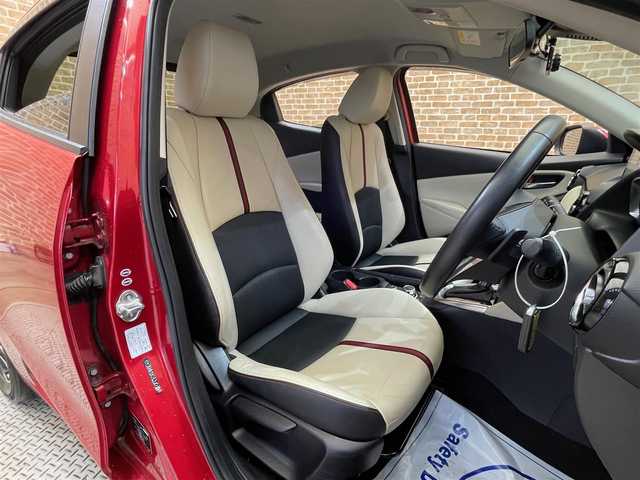 マツダ デミオ XD ツーリング Lパッケージ 秋田県 2015(平27)年 2.8万km ソウルレッドプレミアムメタリック ワンオーナー/４WD/ディーゼルターボ/スマートシティブレーキサポート/クルーズコントロール/ヘッドアップディスプレイ/横滑り防止装置/パドルシフト/アイドリングストップ/純正ナビ/フルセグTV/ステアリングスイッチ/バックカメラ/ETC/ドライブレコーダー/LEDヘッドライト/フォグランプ/純正16インチアルミホイール