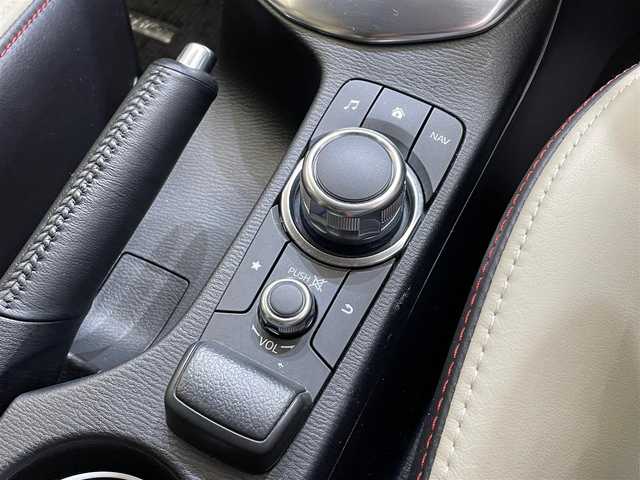 マツダ デミオ XD ツーリング Lパッケージ 秋田県 2015(平27)年 2.8万km ソウルレッドプレミアムメタリック ワンオーナー/４WD/ディーゼルターボ/スマートシティブレーキサポート/クルーズコントロール/ヘッドアップディスプレイ/横滑り防止装置/パドルシフト/アイドリングストップ/純正ナビ/フルセグTV/ステアリングスイッチ/バックカメラ/ETC/ドライブレコーダー/LEDヘッドライト/フォグランプ/純正16インチアルミホイール