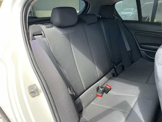 ＢＭＷ １２０ｉ 愛知県 2013(平25)年 5.9万km 白 純正ナビ/スピードリミッター/HIDヘッドライト/ミラー型ETC/ステアリングスイッチ/スマートキー/プッシュスタート
