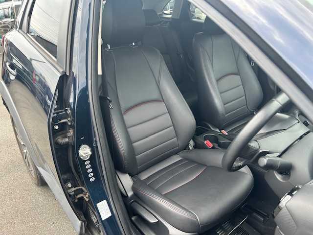 マツダ ＣＸ－３ XD ツーリング 静岡県 2015(平27)年 5.3万km ディープクリスタルブルーマイカ ●純正ナビ/（フルセグ/CD/DVD/AUX/Bluetooth）/●バックモニター/●クルーズコントロール/●衝突軽減ブレーキ/●LED/●オートライト/●革巻きステアリング/●ステアリングスイッチ/●パドルシフト/●電動格納ウインカーミラー/●ETC/●ブラインドスポットモニター/●純正フロアマット/●ドアバイザー/●前後ドライブレコーダー/●BOSEスピーカー/●プッシュスタート/●スマートキ-/●純正18インチアルミホイール/●W+サイド+カーテンSRS+ABS