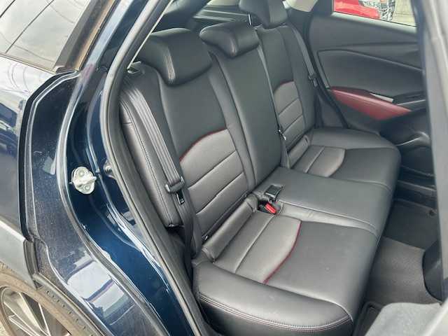 マツダ ＣＸ－３ XD ツーリング 静岡県 2015(平27)年 5.3万km ディープクリスタルブルーマイカ ●純正ナビ/（フルセグ/CD/DVD/AUX/Bluetooth）/●バックモニター/●クルーズコントロール/●衝突軽減ブレーキ/●LED/●オートライト/●革巻きステアリング/●ステアリングスイッチ/●パドルシフト/●電動格納ウインカーミラー/●ETC/●ブラインドスポットモニター/●純正フロアマット/●ドアバイザー/●前後ドライブレコーダー/●BOSEスピーカー/●プッシュスタート/●スマートキ-/●純正18インチアルミホイール/●W+サイド+カーテンSRS+ABS