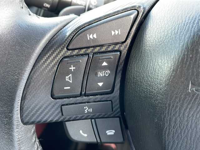 マツダ ＣＸ－３ XD ツーリング 富山県 2015(平27)年 5.3万km ディープクリスタルブルーマイカ ●純正ナビ/（フルセグ/CD/DVD/AUX/Bluetooth）/●バックモニター/●クルーズコントロール/●衝突軽減ブレーキ/●LED/●オートライト/●革巻きステアリング/●ステアリングスイッチ/●パドルシフト/●電動格納ウインカーミラー/●ETC/●ブラインドスポットモニター/●純正フロアマット/●ドアバイザー/●前後ドライブレコーダー/●BOSEスピーカー/●プッシュスタート/●スマートキ-/●純正18インチアルミホイール/●W+サイド+カーテンSRS+ABS