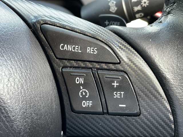 マツダ ＣＸ－３ XD ツーリング 富山県 2015(平27)年 5.3万km ディープクリスタルブルーマイカ ●純正ナビ/（フルセグ/CD/DVD/AUX/Bluetooth）/●バックモニター/●クルーズコントロール/●衝突軽減ブレーキ/●LED/●オートライト/●革巻きステアリング/●ステアリングスイッチ/●パドルシフト/●電動格納ウインカーミラー/●ETC/●ブラインドスポットモニター/●純正フロアマット/●ドアバイザー/●前後ドライブレコーダー/●BOSEスピーカー/●プッシュスタート/●スマートキ-/●純正18インチアルミホイール/●W+サイド+カーテンSRS+ABS