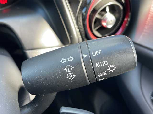 マツダ ＣＸ－３ XD ツーリング 富山県 2015(平27)年 5.3万km ディープクリスタルブルーマイカ ●純正ナビ/（フルセグ/CD/DVD/AUX/Bluetooth）/●バックモニター/●クルーズコントロール/●衝突軽減ブレーキ/●LED/●オートライト/●革巻きステアリング/●ステアリングスイッチ/●パドルシフト/●電動格納ウインカーミラー/●ETC/●ブラインドスポットモニター/●純正フロアマット/●ドアバイザー/●前後ドライブレコーダー/●BOSEスピーカー/●プッシュスタート/●スマートキ-/●純正18インチアルミホイール/●W+サイド+カーテンSRS+ABS