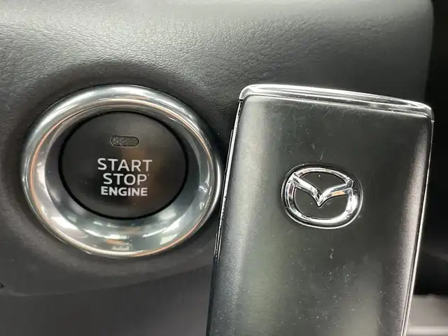 マツダ ＣＸ－５ XD エクスクルーシブモード 新潟県 2020(令2)年 4.2万km マシーングレープレミアムM 4WD/マツダコネクトナビ/　フルセグTV/Bluetooth/CD/DVD/USB/BOSEサウンドシステム/レーダークルーズコントロール/衝突被害軽減ブレーキ/レーンキープアシスト/パワーバックドア/前席パワーシート/D席メモリーシート/レザーシート/前席シートヒーター/前席シートベンチレーション/前後コーナーセンサー/前後ドライブレコーダー/全方位モニター/ETC/ステアリングヒーター/LEDヘッドライト/オートマチックハイビーム/横滑り防止装置/アイドリングストップ/オートライト/レザーステアリング/ステアリングスイッチ