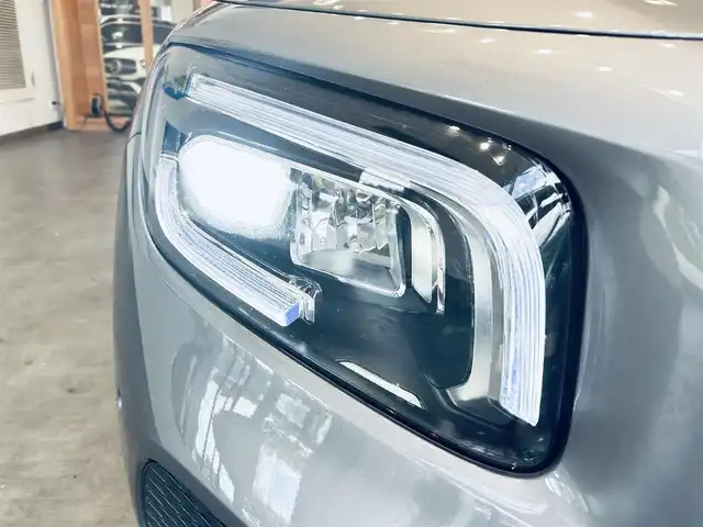 メルセデス・ベンツ Ｍ・ベンツ ＧＬＢ２００ｄ 4マチック 大阪府 2021(令3)年 2.9万km マウンテングレー レーダーセーフティP/ACC/HUD/純正ナビ/TV/360度カメラ/純正18インチAW/LEDヘッドライト/電動リアゲート/ブラインドスポット/ハーフレザー/メモリ付きパワーシート/シートヒーター/クリアランスソナー/ワイヤレス充電/ルーフレール/パドルシフト/ETC/ドラレコ