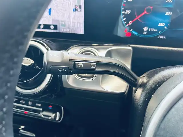 メルセデス・ベンツ Ｍ・ベンツ ＧＬＢ２００ｄ 4マチック 大阪府 2021(令3)年 2.9万km マウンテングレー レーダーセーフティP/ACC/HUD/純正ナビ/TV/360度カメラ/純正18インチAW/LEDヘッドライト/電動リアゲート/ブラインドスポット/ハーフレザー/メモリ付きパワーシート/シートヒーター/クリアランスソナー/ワイヤレス充電/ルーフレール/パドルシフト/ETC/ドラレコ
