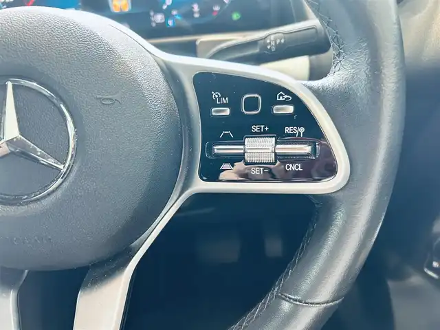メルセデス・ベンツ Ｍ・ベンツ ＧＬＢ２００ｄ 4マチック 大阪府 2021(令3)年 2.9万km マウンテングレー レーダーセーフティP/ACC/HUD/純正ナビ/TV/360度カメラ/純正18インチAW/LEDヘッドライト/電動リアゲート/ブラインドスポット/ハーフレザー/メモリ付きパワーシート/シートヒーター/クリアランスソナー/ワイヤレス充電/ルーフレール/パドルシフト/ETC/ドラレコ