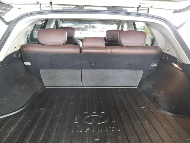 日産 スカイライン クロスオーバー 370GT Type P 群馬県 2009(平21)年 7.8万km クリスタルホワイトパール サンルーフ/純正ナビ/フルセグTV/アラウンドビューモニター/ビルトインETC/横滑り防止装置/HIDヘッドランプ/オートライト/ブラウン革シートセット/オートエアコン/前席パワーシート/シートヒーター/運転席ポジションメモリー/ルーフレール/純正18インチアルミホイール/スマートキー/プッシュエンジンスターター/禁煙車