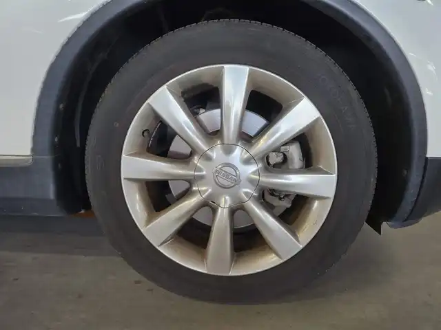 日産 スカイライン クロスオーバー 370GT Type P 群馬県 2009(平21)年 7.8万km クリスタルホワイトパール サンルーフ/純正ナビ/フルセグTV/アラウンドビューモニター/ビルトインETC/横滑り防止装置/HIDヘッドランプ/オートライト/ブラウン革シートセット/オートエアコン/前席パワーシート/シートヒーター/運転席ポジションメモリー/ルーフレール/純正18インチアルミホイール/スマートキー/プッシュエンジンスターター/禁煙車