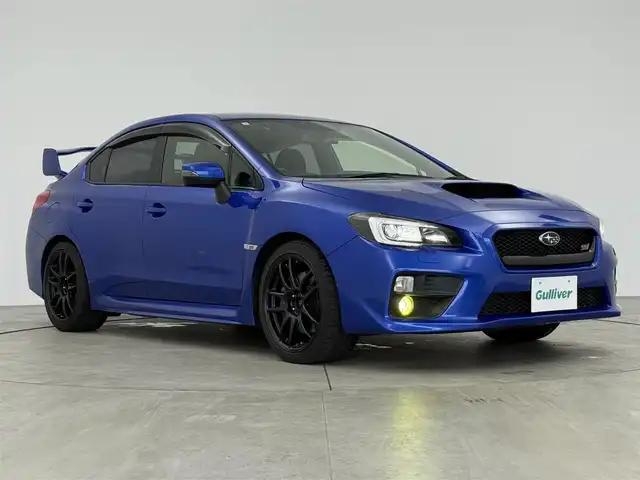スバル ＷＲＸ ＳＴＩ STI 愛知県 2017(平29)年 2.5万km WRブルーパール 純正OPナビ/（Bluetooth/フルセグTV/CD/AM/FM）/バックカメラ/純正RECAROハーフレザーシート/WORKエモーションAW/ETC/ドラレコ/フジツボマフラー/4WD/オートライト/スマートキー/プッシュスタート/ターボ車/純正フロアマット/スペアキー