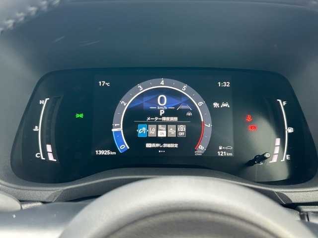 トヨタ シエンタ Z 千葉県 2022(令4)年 1.4万km ホワイトパールクリスタルシャイン メーカーディスプレイオーディオナビ/フルセグTV/CD/DVD/Bluetooth/ETC/前後ドライブレコーダー/前後コーナーセンサー/パノラミックビューモニター/レダークルーズコントロール/両側パワースライドドア/プリクラッシュセーフティ/プロアクティブドライビングアシスト/レーントレーシングアシスト/レーンディパーチャーアラート/ロードサインアシスト/ブラインドスポットモニター/パーキングサポートブレーキ/オートマチックハイビーム/ウィンカーミラー/プッシュスタート/スマートキー/スペアキー１本/LEDヘッドライト/純正アルミホイール/保証書