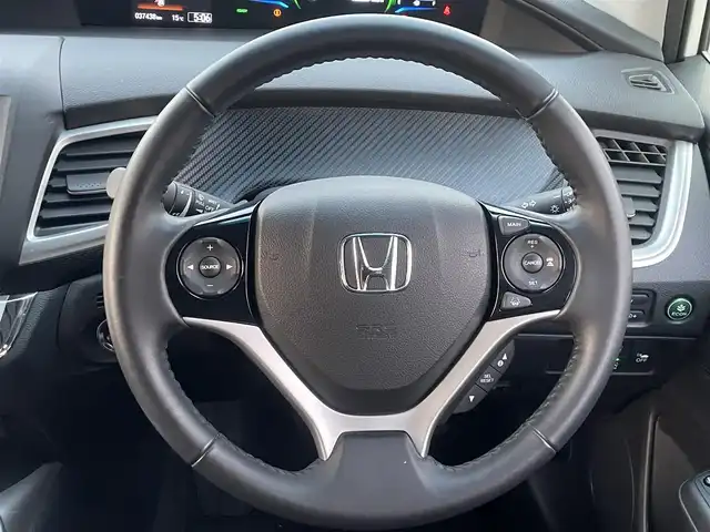 ホンダ ジェイド ハイブリッド 島根県 2015(平27)年 3.8万km ホワイトオーキッドパール 登録時走行距離　37439km/取扱説明書（車両・ナビ）/純正ナビ/(Bluetooth/ワンセグテレビ/AM/FM/USB/CD/DVD)/ホンダセンシング/レーダークルーズコントロール/レーンキープアシスト/横滑り防止装置/衝突軽減ブレーキ/LEDヘッドライト/純正フロアマット/ビルドインETC/純正１６インチAW/禁煙車