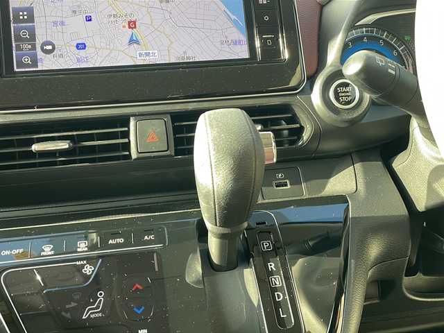 日産 デイズ ボレロ 三重県 2023(令5)年 2.8万km アッシュブラウンM 禁煙/純正9インチナビ/全方位カメラ/アラウンドビューモニター/前後ドラレコ/ETC/USB給電/前後クリアランスソナー/プリクラッシュ/オートライト/革巻きステア/ステアスイッチ/電動格納ミラー