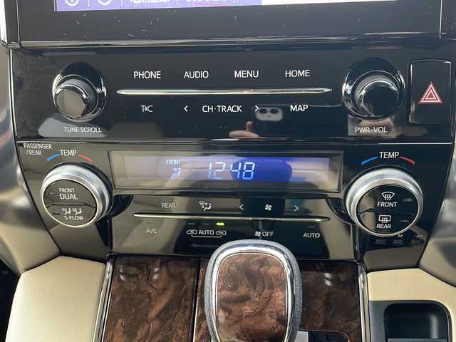 トヨタ アルファードハイブリット G 道北・旭川 2020(令2)年 2.9万km ホワイトパールクリスタルシャイン /4WD//禁煙車//ワンオーナー//純正ディスプレイオーディオナビ機能付//BT/USB//バックカメラ//トヨタセーフティセンス//PCS/ACC/LTA/BSM/RCTA/PKSB/RSA//クリアランスソナー//デジタルインナーミラー//１５００W//両側パワースライドドア//パワーバックドア//オートハイビーム//オートライト//3眼LEDヘッドライト//フォグライト//ベージュ合皮シート//運転席メモリシート//パワーシート//シートヒーター//エアシート//ビルトインETC2.0//ドライブレコーダー//GPSレーダー//オートリトラミラー//オートワイパー//サンシェード//純正フロアマット//ドアバイザー