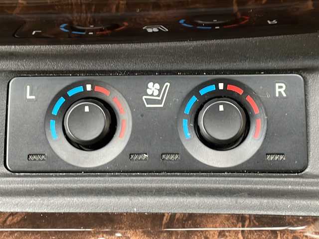 トヨタ アルファードハイブリット G 道北・旭川 2020(令2)年 2.9万km ホワイトパールクリスタルシャイン /4WD//禁煙車//ワンオーナー//純正ディスプレイオーディオナビ機能付//BT/USB//バックカメラ//トヨタセーフティセンス//PCS/ACC/LTA/BSM/RCTA/PKSB/RSA//クリアランスソナー//デジタルインナーミラー//１５００W//両側パワースライドドア//パワーバックドア//オートハイビーム//オートライト//3眼LEDヘッドライト//フォグライト//ベージュ合皮シート//運転席メモリシート//パワーシート//シートヒーター//エアシート//ビルトインETC2.0//ドライブレコーダー//GPSレーダー//オートリトラミラー//オートワイパー//サンシェード//純正フロアマット//ドアバイザー