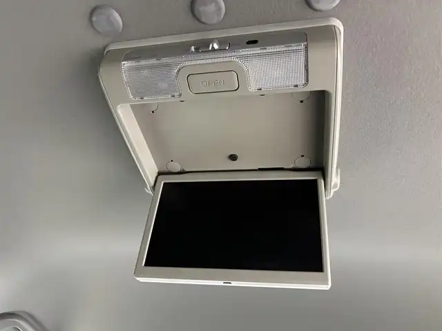 ホンダ ステップワゴン スパーダ eHEV G EXホンダS 福岡県 2021(令3)年 3.7万km プラチナホワイトパール 後席モニター　/社外10型ナビ/わくわくゲート　/ビルトインＥＴＣ２．０　/レーダークルーズコントロール　/ホンダセンシング　/衝突被害軽減ブレーキ　/レーンキープ　/先行車発進お知らせ　/標識認識機能　/両側電動スライドドア　/ハーフレザーシート　/シートヒーター　/純正16インチアルミホイール