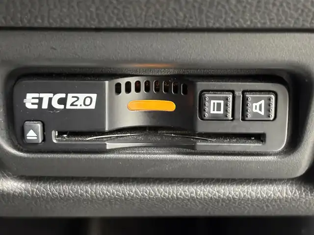 ホンダ ステップワゴン スパーダ eHEV G EXホンダS 福岡県 2021(令3)年 3.7万km プラチナホワイトパール 後席モニター　/社外10型ナビ/わくわくゲート　/ビルトインＥＴＣ２．０　/レーダークルーズコントロール　/ホンダセンシング　/衝突被害軽減ブレーキ　/レーンキープ　/先行車発進お知らせ　/標識認識機能　/両側電動スライドドア　/ハーフレザーシート　/シートヒーター　/純正16インチアルミホイール