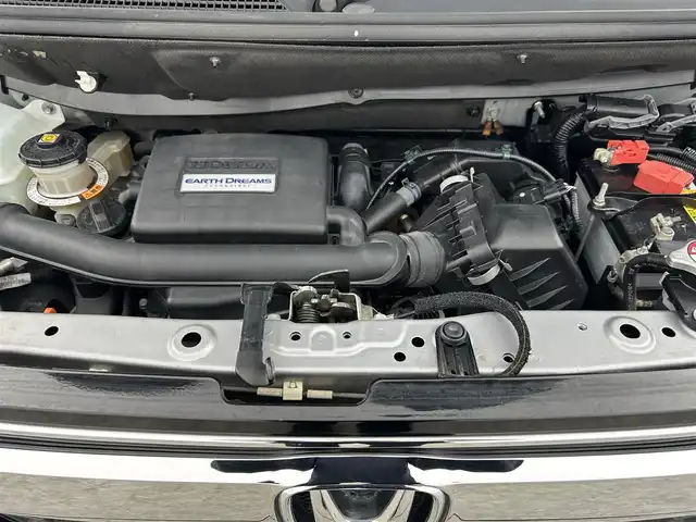 ホンダ Ｎ ＢＯＸ G L ホンダセンシング 千葉県 2018(平30)年 4.6万km ルナシルバーM 禁煙車/純正メモリナビ/　CD/Bluetooth/片側パワースライドドア/ホンダセンシング/●衝突軽減ブレーキ〈CMBS〉/●誤発進抑制機能/●後方誤発進抑制機能/●歩行者事故低減ステアリング/●路外逸脱抑制機能/●ACC〈アダプティブ・クルーズ・コントロール〉/●LKAS〈車線維持支援システム〉/●オートハイビーム/●先行車発進お知らせ機能/●標識認識機能/ビルトインETC/スマートキー&プッシュスタート/LEDヘッドライト/フォグライト/純正14インチアルミホイール