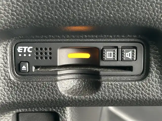 ホンダ Ｎ ＢＯＸ G L ホンダセンシング 千葉県 2018(平30)年 4.6万km ルナシルバーM 禁煙車/純正メモリナビ/　CD/Bluetooth/片側パワースライドドア/ホンダセンシング/●衝突軽減ブレーキ〈CMBS〉/●誤発進抑制機能/●後方誤発進抑制機能/●歩行者事故低減ステアリング/●路外逸脱抑制機能/●ACC〈アダプティブ・クルーズ・コントロール〉/●LKAS〈車線維持支援システム〉/●オートハイビーム/●先行車発進お知らせ機能/●標識認識機能/ビルトインETC/スマートキー&プッシュスタート/LEDヘッドライト/フォグライト/純正14インチアルミホイール