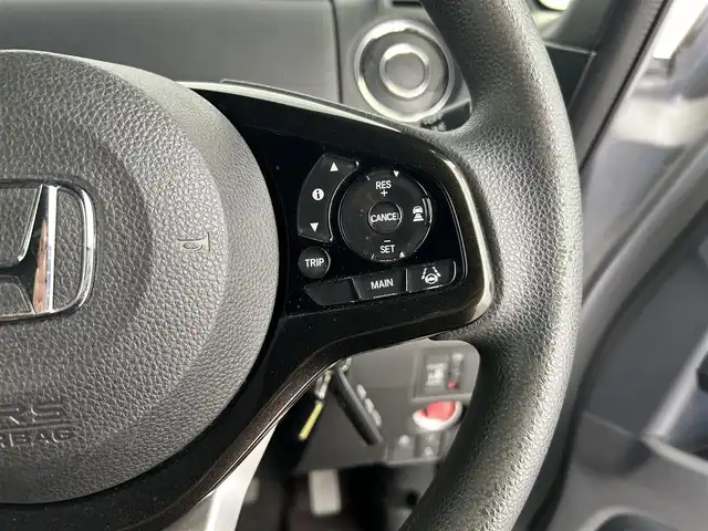 ホンダ Ｎ ＢＯＸ G L ホンダセンシング 千葉県 2018(平30)年 4.6万km ルナシルバーM 禁煙車/純正メモリナビ/　CD/Bluetooth/片側パワースライドドア/ホンダセンシング/●衝突軽減ブレーキ〈CMBS〉/●誤発進抑制機能/●後方誤発進抑制機能/●歩行者事故低減ステアリング/●路外逸脱抑制機能/●ACC〈アダプティブ・クルーズ・コントロール〉/●LKAS〈車線維持支援システム〉/●オートハイビーム/●先行車発進お知らせ機能/●標識認識機能/ビルトインETC/スマートキー&プッシュスタート/LEDヘッドライト/フォグライト/純正14インチアルミホイール