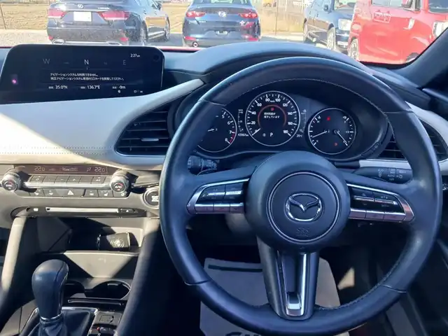 マツダ マツダ３ファストバック 20S 100周年特別記念車 宮崎県 2021(令3)年 4.4万km ソウルレッドクリスタルM 純正8.8型ナビ/フルセグTV/BOSEサウンドシステム/360度ビューモニター/ビルトインETC/レーダークルーズコントロール/前後パーキングセンサー/衝突被害軽減ブレーキ/車線逸脱防止支援システム/ブラインドスポットモニタリング/AT誤発進抑制/交通標識認識/ヘッドアップディスプレイ/LEDヘッドランプ/革巻きステアリング/ステアリングヒーター/パドルシフト/レッド革シート/前席シートヒーター/運転席パワーシート/純正18インチアルミホイール/スマートキー/プッシュエンジンスタート/禁煙車