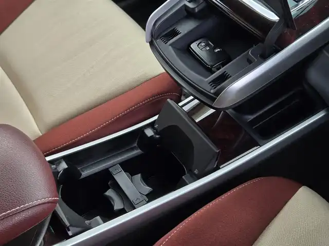 トヨタ ＳＡＩ S Cパッケージ 鹿児島県 2014(平26)年 7.7万km ブラック クルーズコントロール　/社外ＳＤナビ（ＮＨＺＤ－Ｗ６２Ｇ）　/バックカメラ　/ビルトインＥＴＣ　/フルセグテレビ　/Ｂｌｕｅｔｏｏｔｈオーディオ　/Ｄ＋Ｎ席パワーシート　/純正アルミホイール（１６インチ）/横滑り防止装置/プッシュスタート/スマートキー/エアバック(W+サイド)/カーテンエアバック