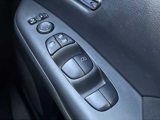 日産 セレナ X V 岩手県 2019(令1)年 7.6万km カシミヤグレージュ プロパイロット　純正9型ナビ　全周囲カメラ　Bluetooth　DVD再生　クルーズコントロール　両側パワースライドドア　オートライト/ハイビーム　コーナーセンサー　Fフォグ　ドラレコ　スマートキー