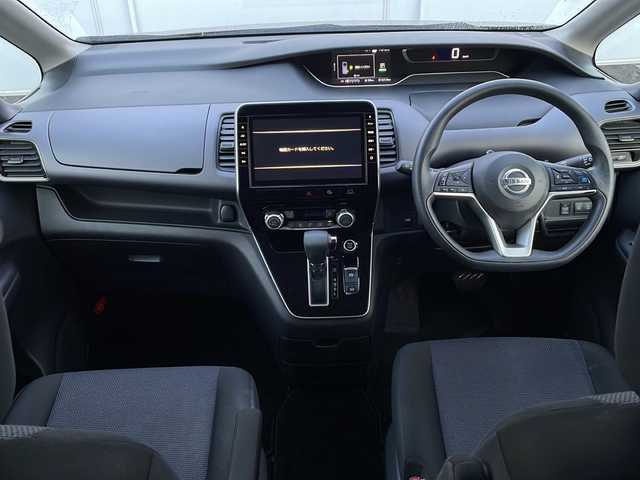 日産 セレナ X V 岩手県 2019(令1)年 7.6万km カシミヤグレージュ プロパイロット　純正9型ナビ　全周囲カメラ　Bluetooth　DVD再生　クルーズコントロール　両側パワースライドドア　オートライト/ハイビーム　コーナーセンサー　Fフォグ　ドラレコ　スマートキー