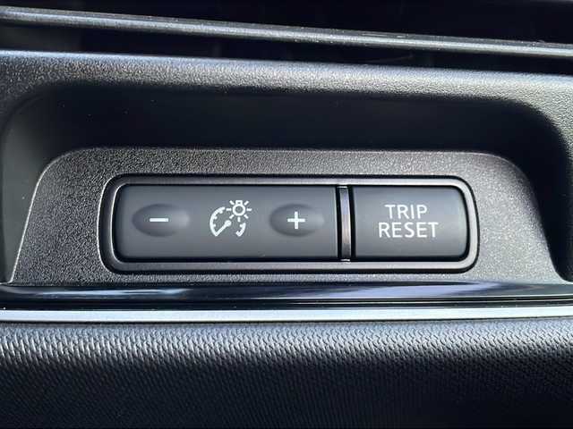 日産 セレナ X V 岩手県 2019(令1)年 7.6万km カシミヤグレージュ プロパイロット　純正9型ナビ　全周囲カメラ　Bluetooth　DVD再生　クルーズコントロール　両側パワースライドドア　オートライト/ハイビーム　コーナーセンサー　Fフォグ　ドラレコ　スマートキー