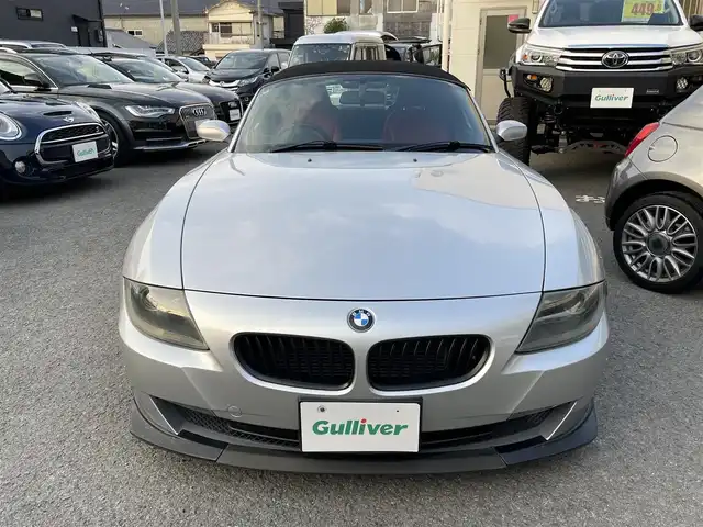 ＢＭＷ Ｚ４ ロードスター 2．5i 和歌山県 2006(平18)年 2.6万km チタンシルバーM 赤レザーシート/前席シートヒーター/HIDヘッドライト/社外フロントリップスポイラー/社外18インチアルミホイール/社外マフラー/ETC