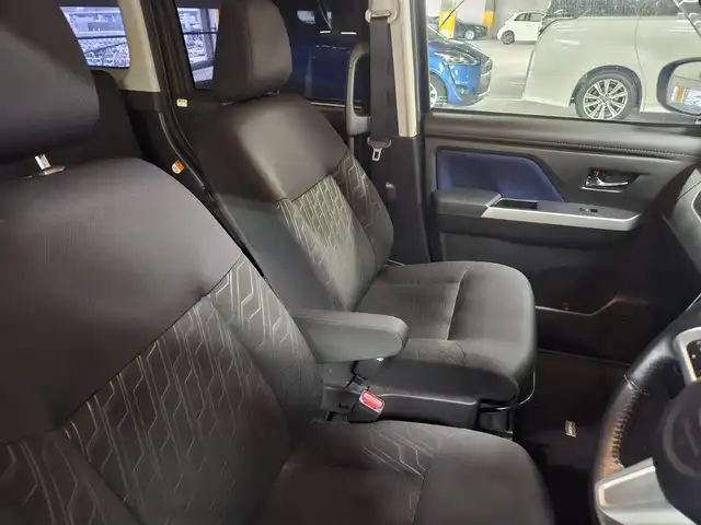 ダイハツ トール カスタムG SAⅡ 兵庫県 2017(平29)年 5.6万km レーザーブルークリスタルシャイン コンフォートパック/パノラマモニター/4WD/アルパインナビ/フルセグTV/両側パワースライドドア/ビルトインETC/クルーズコントロール/スマートアシストII/・衝突被害軽減ブレーキ/・車線逸脱警報/・誤発進抑制機能/LEDヘッドランプ/革巻きステアリング/ステアリングスイッチ/前席シートヒーター/純正14インチアルミホイール/スマートキー/プッシュエンジンスタート/禁煙車