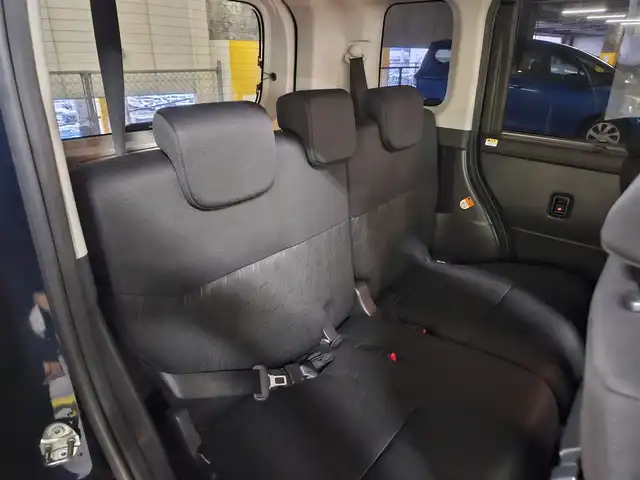 ダイハツ トール カスタムG SAⅡ 兵庫県 2017(平29)年 5.6万km レーザーブルークリスタルシャイン コンフォートパック/パノラマモニター/4WD/アルパインナビ/フルセグTV/両側パワースライドドア/ビルトインETC/クルーズコントロール/スマートアシストII/・衝突被害軽減ブレーキ/・車線逸脱警報/・誤発進抑制機能/LEDヘッドランプ/革巻きステアリング/ステアリングスイッチ/前席シートヒーター/純正14インチアルミホイール/スマートキー/プッシュエンジンスタート/禁煙車