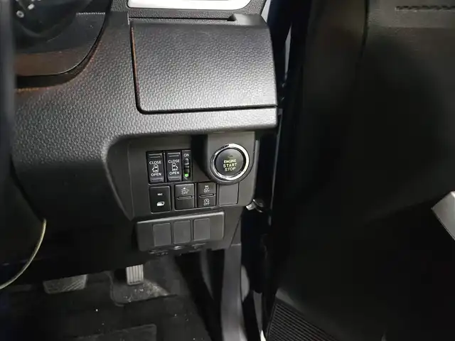 ダイハツ トール カスタムG SAⅡ 兵庫県 2017(平29)年 5.6万km レーザーブルークリスタルシャイン コンフォートパック/パノラマモニター/4WD/アルパインナビ/フルセグTV/両側パワースライドドア/ビルトインETC/クルーズコントロール/スマートアシストII/・衝突被害軽減ブレーキ/・車線逸脱警報/・誤発進抑制機能/LEDヘッドランプ/革巻きステアリング/ステアリングスイッチ/前席シートヒーター/純正14インチアルミホイール/スマートキー/プッシュエンジンスタート/禁煙車